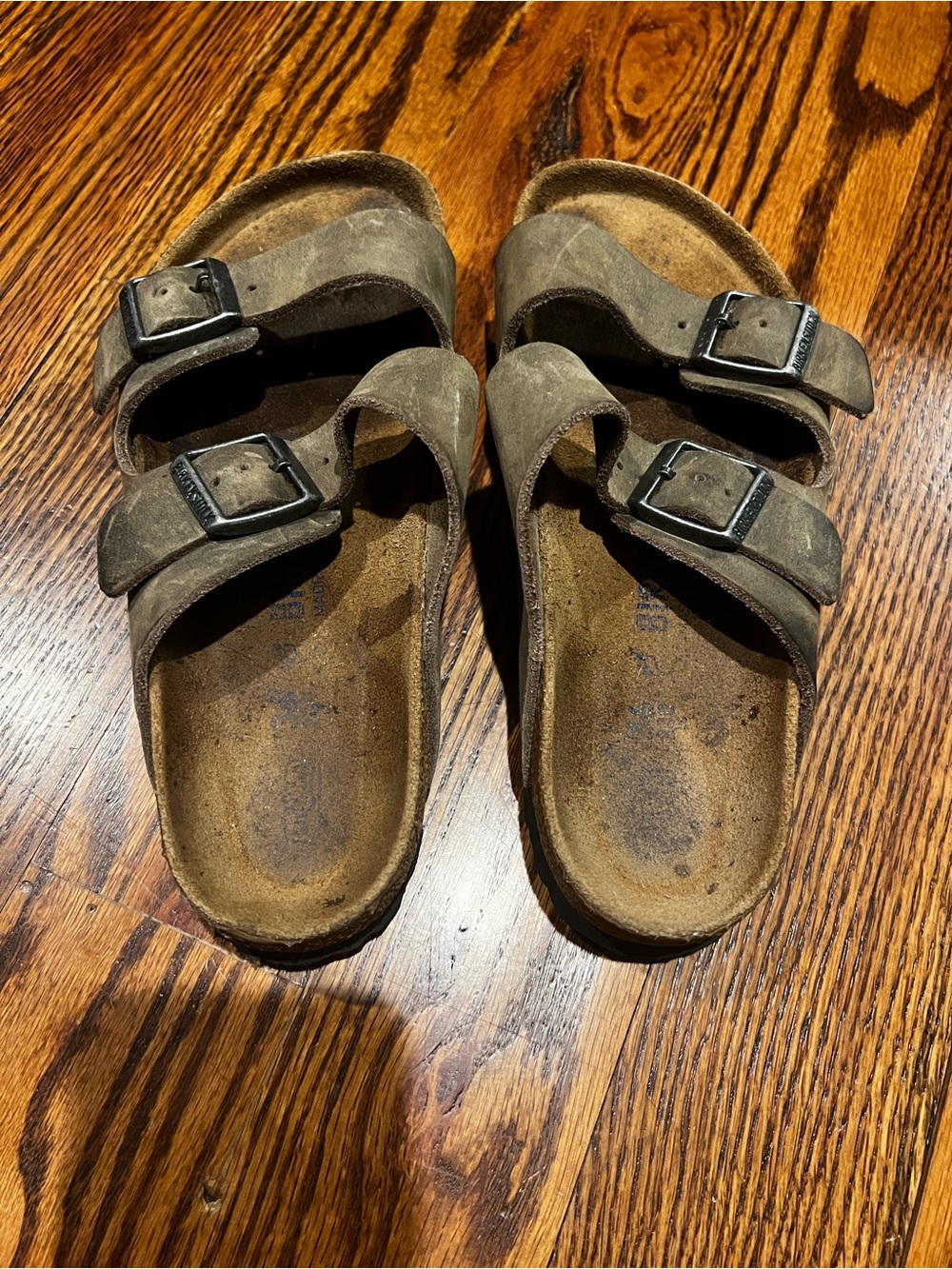 Birkenstock Arizona Soft Footbed Taupe Oiled Leather Sandals Size 36 - Picture 2 of 9